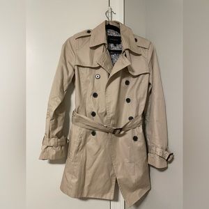 Banana republic tan trench coat size xs